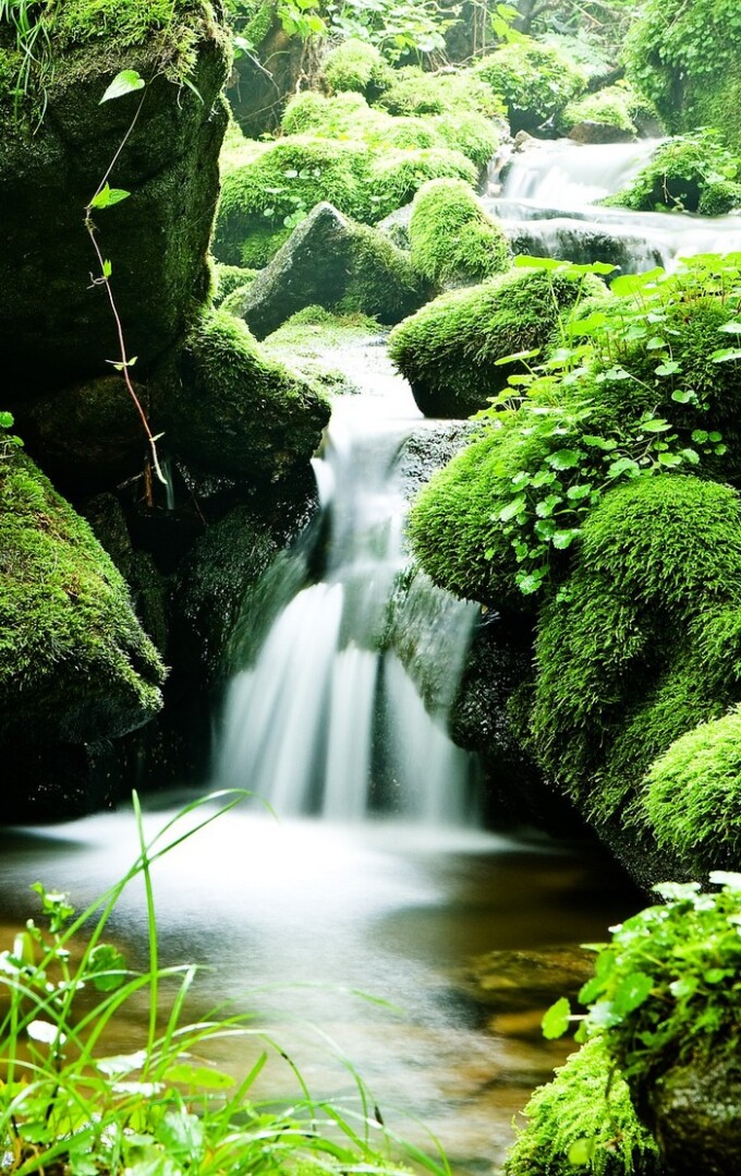 Tečúca voda v prítode